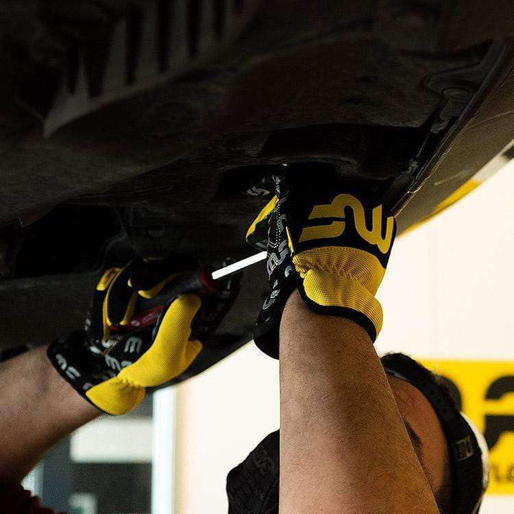 MagnaFlow Slip-On Mechanic Gloves - Image 4